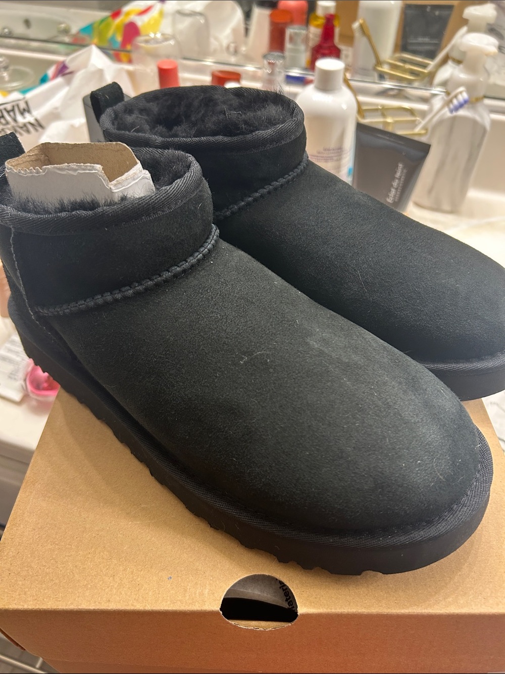 UGG classic ultra mini black